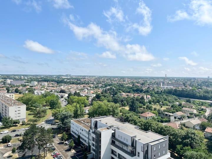 Le Provencal - Vue Paronomique Sur Poitiersアパートメント エクステリア 写真